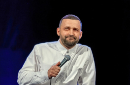 Комик Руслан Белый обжаловал иноагентский статус