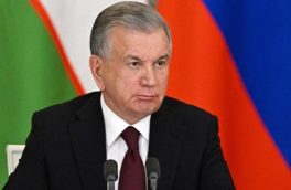 В Узбекистане на фоне внедрения ИИ сократят более 2000 чиновников