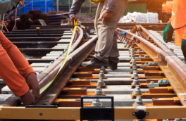 Движение поездов после обрушения моста в Смоленской области восстановлено