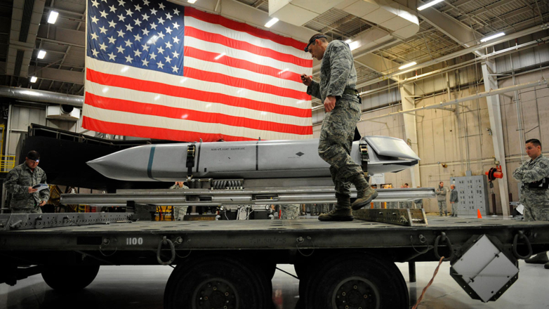 США модернизируют свою главную ядерную бомбу B61
