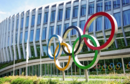 Глава МОК встретится с южнокорейским лидером из-за оплошности на Олимпиаде