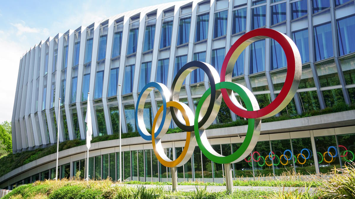 Глава МОК встретится с южнокорейским лидером из-за оплошности на Олимпиаде