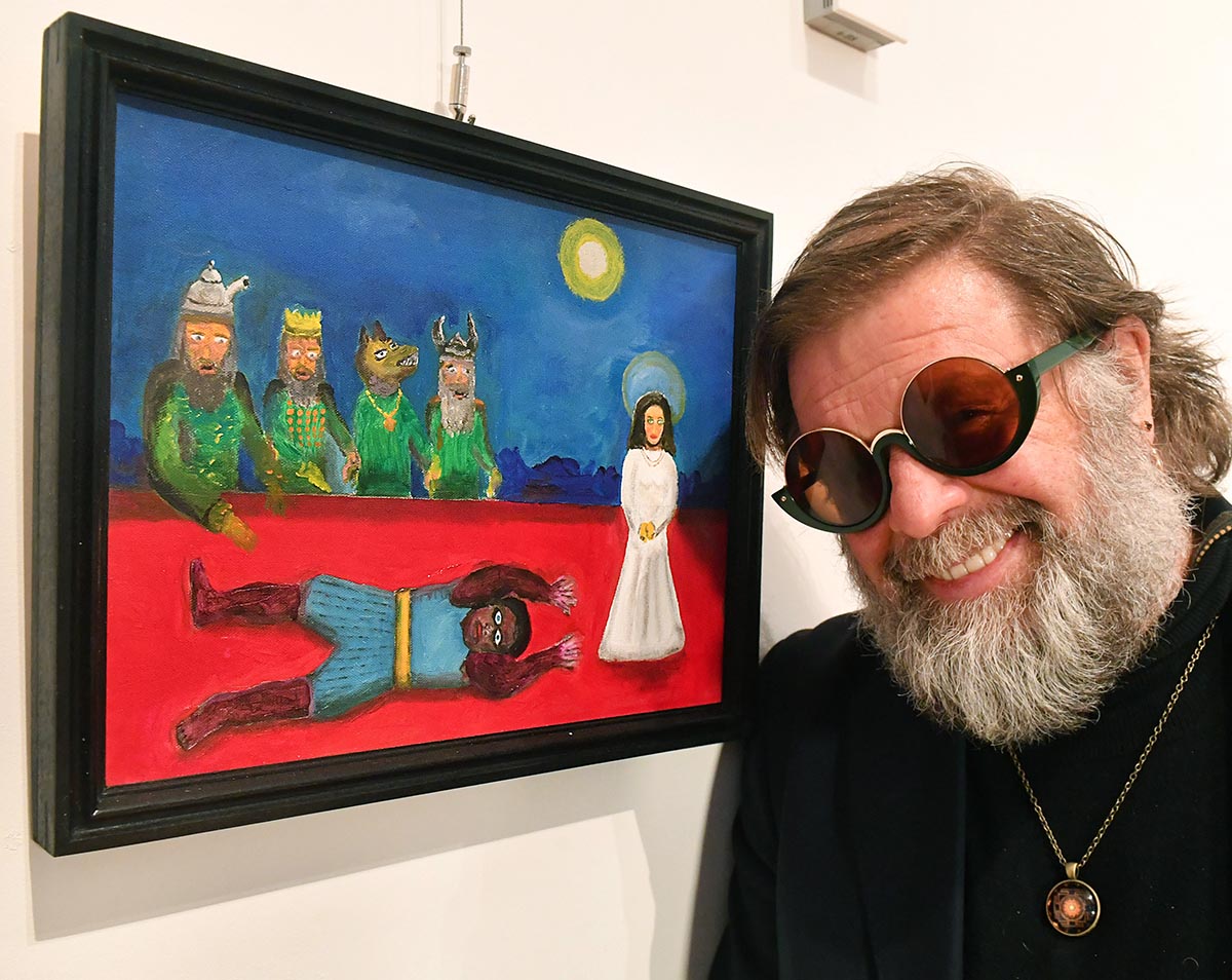 Борис Гребенщиков на открытии своей выставки "Тотемы Зимогоров"