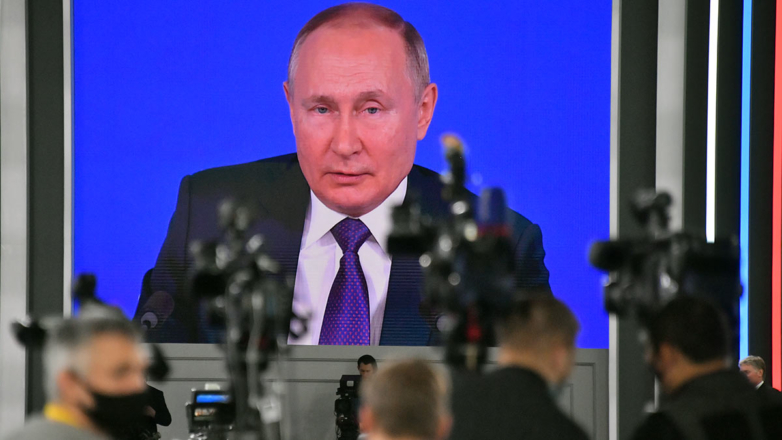 Песков анонсировал прямую линию и пресс-конференцию Путина