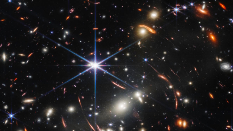 Телескоп "Джеймс Уэбб" помог астрономам определить расстояние до 200 галактик