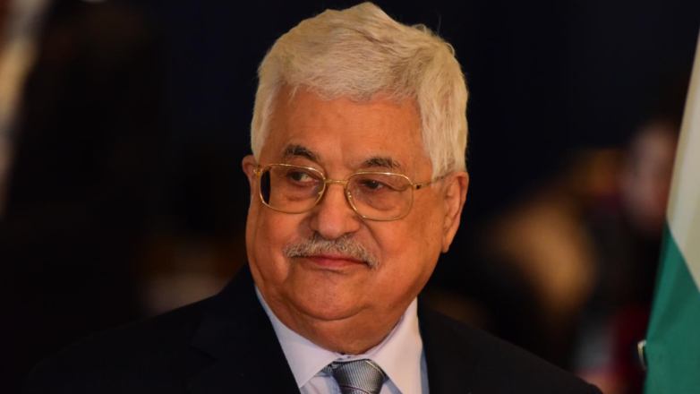 РИА Новости: в администрации Аббаса опровергли обстрел его кортежа