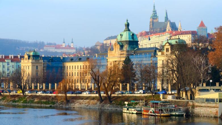 Власти Чехии одобрили "заморозку российской госсобственности" в стране