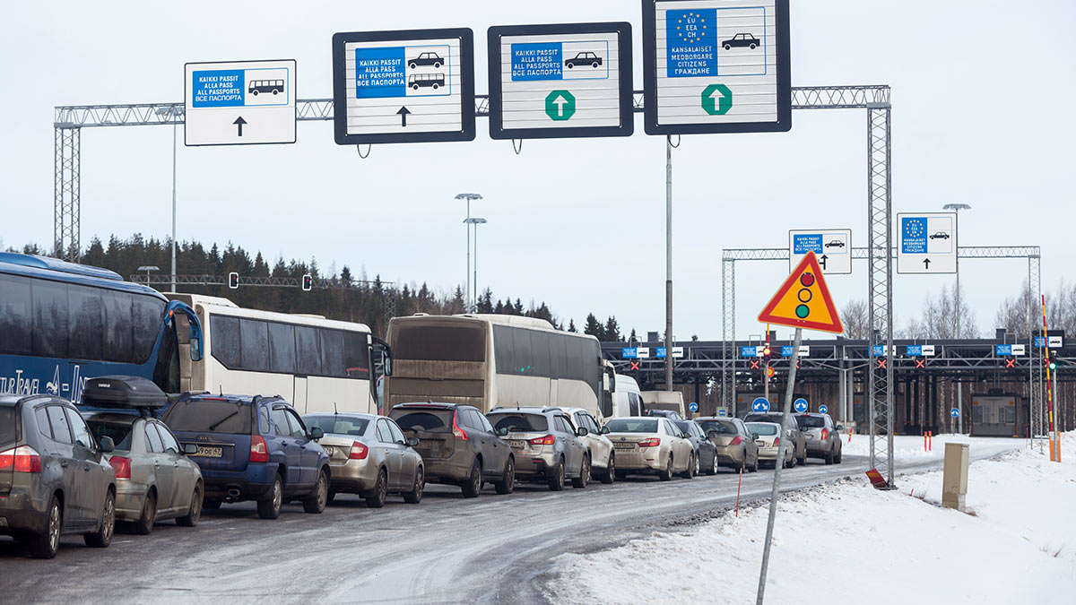 Евросоюз: въехавшие из России до 19 декабря автомобили можно перерегистрировать