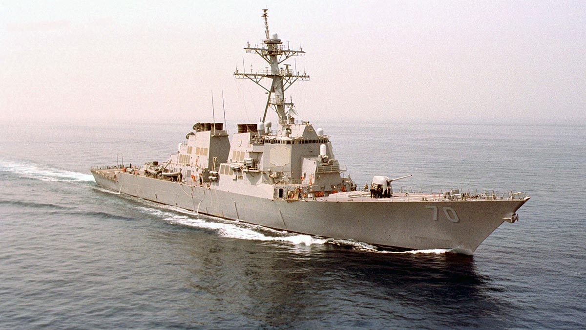 WSJ: США в ожидании удара Ирана по Израилю передислоцировали 2 военных корабля