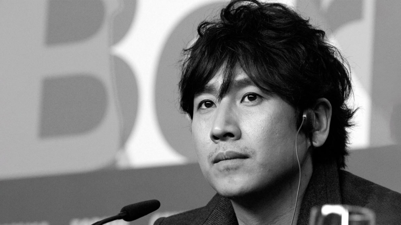 Сыгравший в "Паразитах" актер Ли Сон Гюн найден мертвым в Сеуле