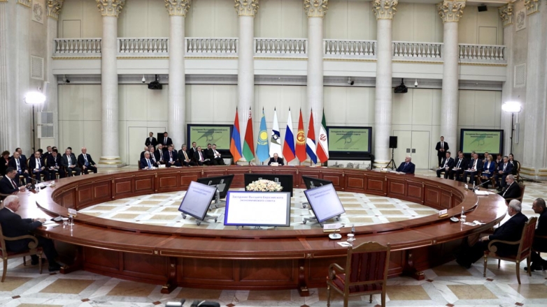 Главы стран ЕАЭС подписали Декларацию о развитии экономических процессов