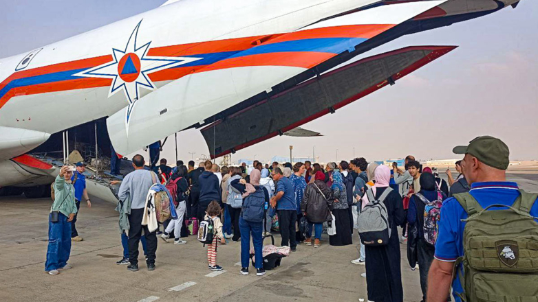 Москва рассчитывает на днях завершить массовую эвакуацию россиян из Газы