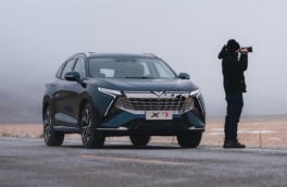 Китайский автобренд Kaiyi представил в России новый кроссовер X7 Kunlun