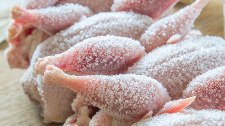 Кабмин РФ обнулил таможенные пошлины на ввоз замороженного куриного мяса