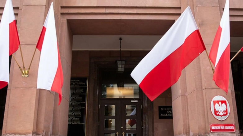 Польша потребовала от России объяснить инцидент с ракетой