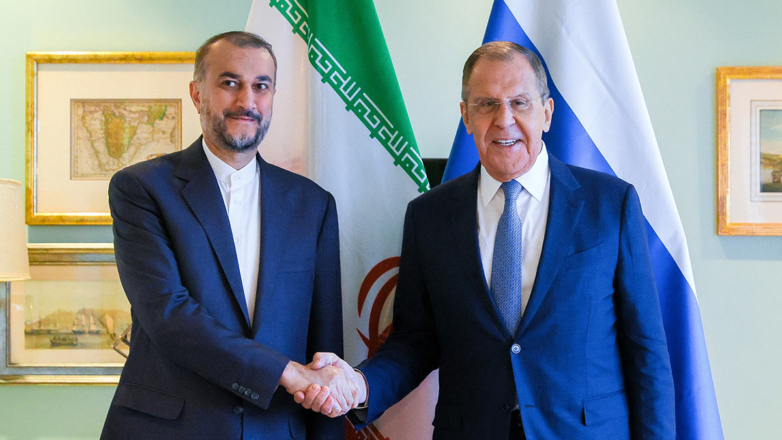 Министр иностранных дел Ирана Хосейн Амир Абдоллахиян и министр иностранных дел РФ Сергей Лавров