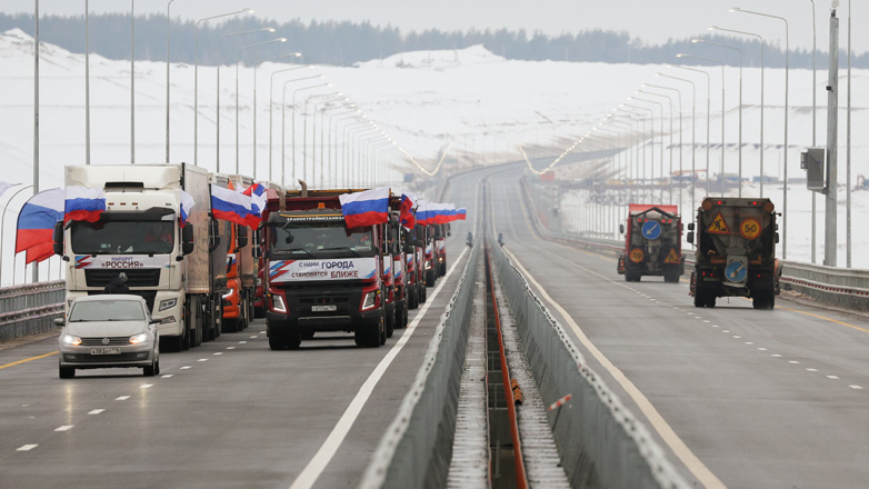 Президент РФ открыл движение по трассе М-12 "Восток" до Казани