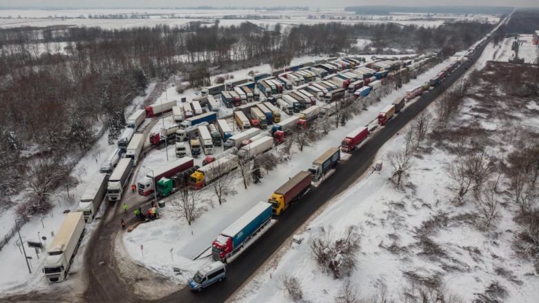 Правительство Польши надеется, что границу с Украиной скоро разблокируют