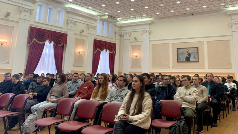Уральские студенты встретились с будущими работодателями