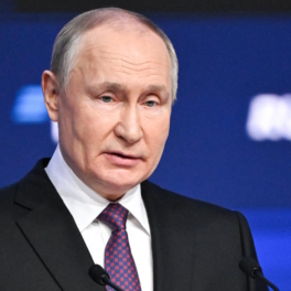 Путин: у России на сегодня нет планов взятия Харькова