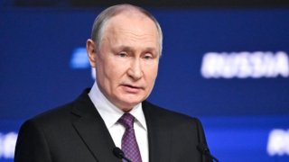 Путин: у России на сегодня нет планов взятия Харькова