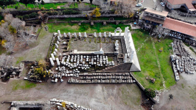 В Турции в святилище "бога мышей" нашли 2000-летнюю гробницу римской знати