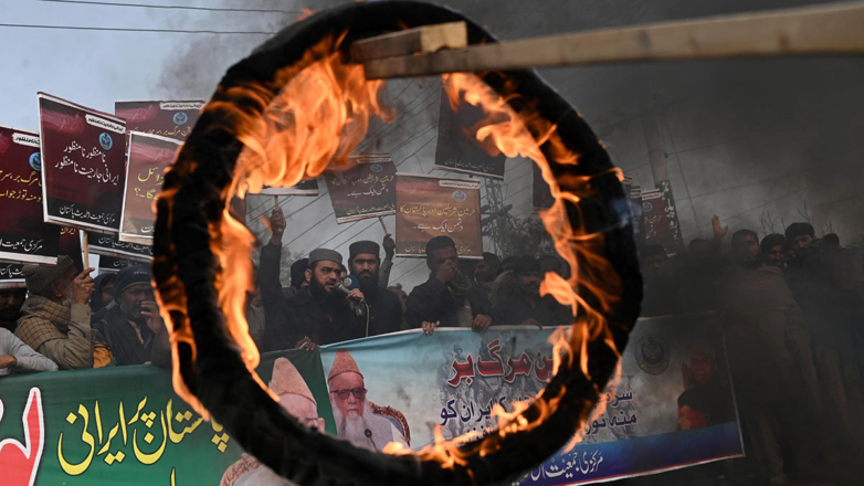 Акция протеста против иранских ракетных ударов по Пакистану