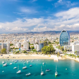 В АТОР сравнили цены на отдых на Кипре, в Турции, Испании и Италии
