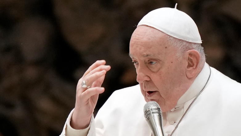 Папа Римский заявил о продолжающихся контактах с Россией и Украиной по обмену пленными
