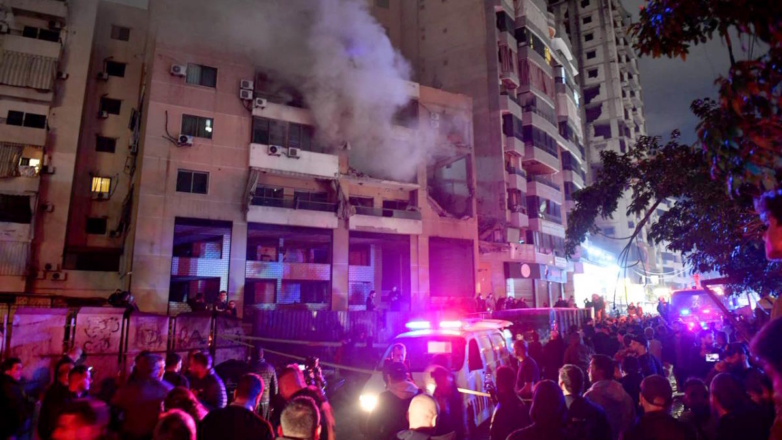 Последствия взрыва в южном пригороде Бейрута