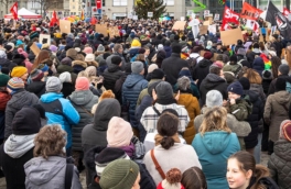 Bild: более 50 тысяч граждан Германии собрались на митинге в Кёльне против АдГ