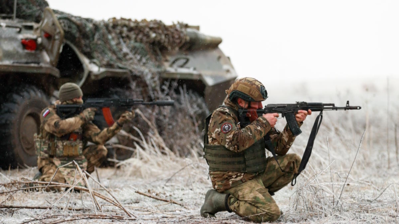 МО: российские войска сталкиваются со всем потенциалом ВПК НАТО в зоне СВО