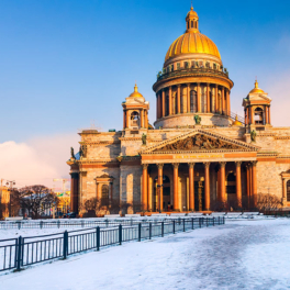 Угроза наводнения в Санкт-Петербурге снята