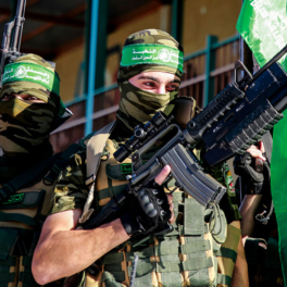 СМИ: ХАМАС согласится на поэтапное прекращение огня с Израилем