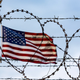 NYP: пограничникам США приказано депортировать нелегалов из РФ