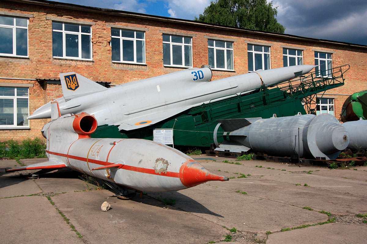 Беспилотный аппарат Ту-141 "Стриж"
