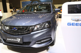Названы 5 самых доступных новых автомобилей в РФ с классическим "автоматом"