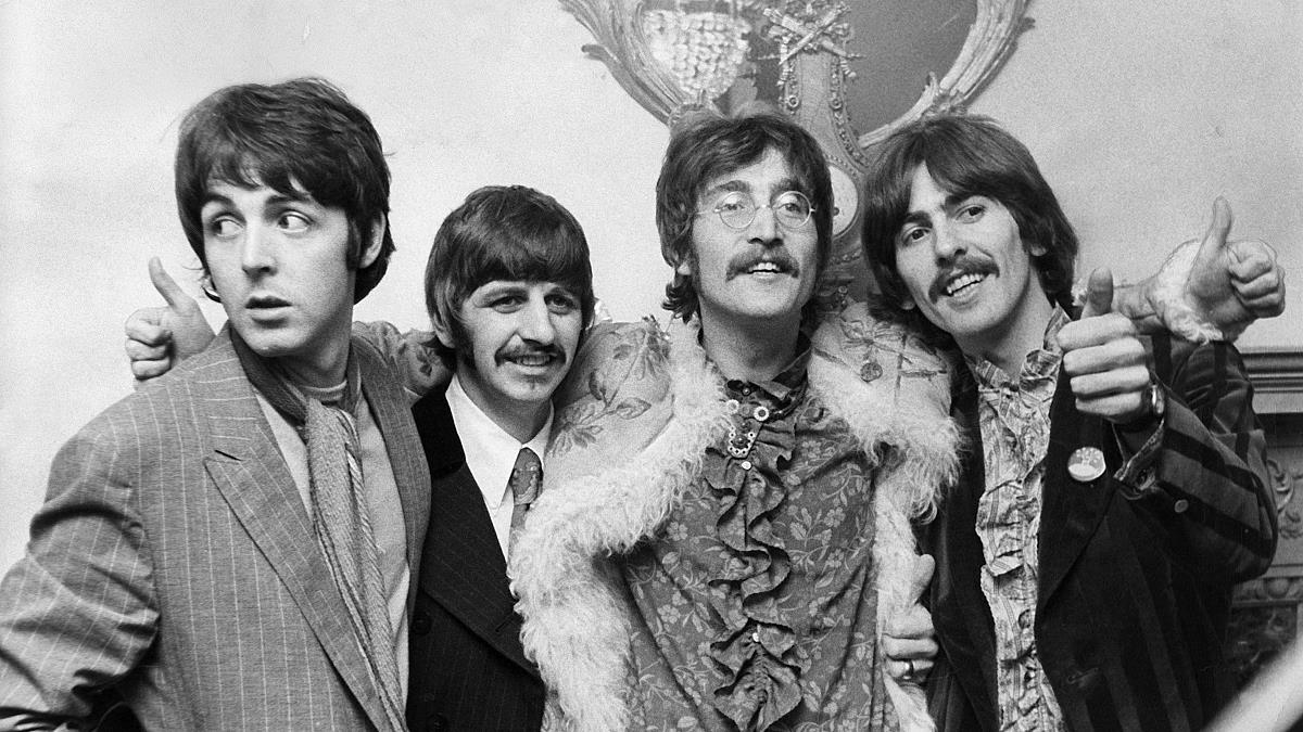 Режиссер фильма "1917" и Sony снимут фильмы о каждом участнике группы The Beatles