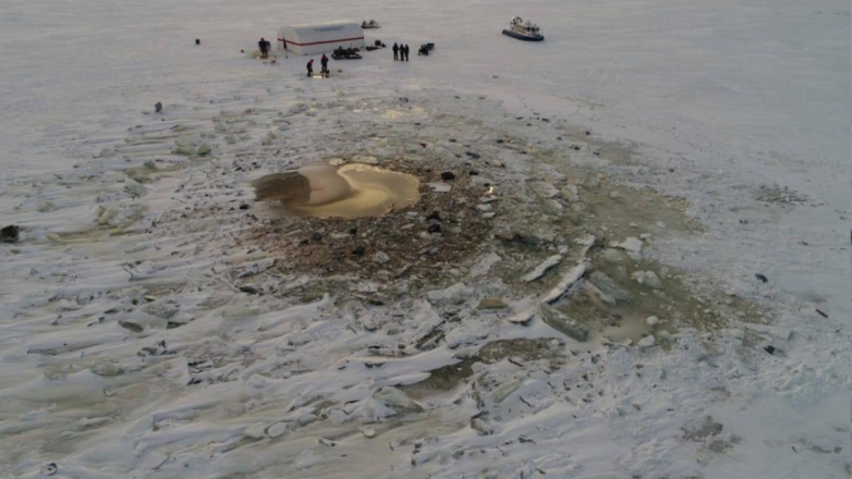 На дне Онежского озера в Карелии найдены тела всех трех членов экипажа упавшего Ми-8