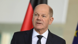 Шольц заявил о желании остаться канцлером Германии