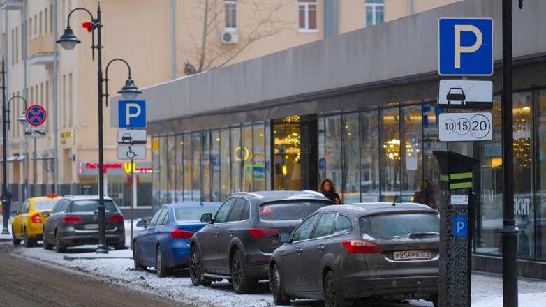Водителей в Санкт-Петербурге предупредили о сбоях в системе платной парковки