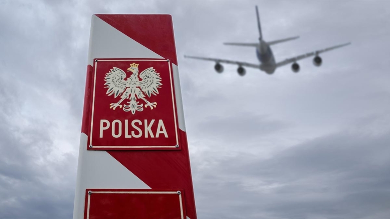 Польша предупредила пилотов о возможных "незапланированных военных действиях"