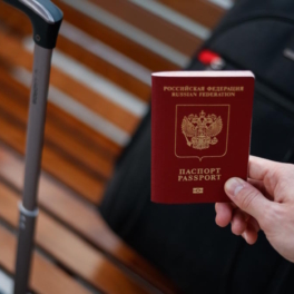 Правила выезда: почему туристам стоит проверить свои паспорта и документы детей