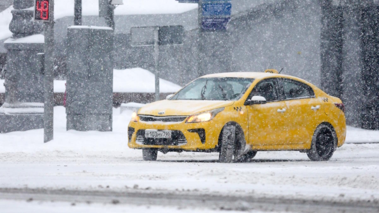 В Госдуме задумались об ограничении стоимости такси в плохую погоду