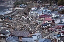 Землетрясение в Японии разрушило 50 тысяч домов
