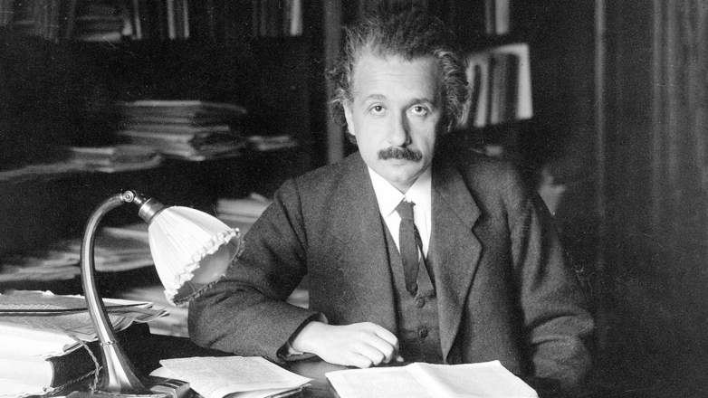 Бог и кости: 145 лет Альберту Эйнштейну, самому известному в мире физику
