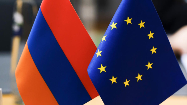 Глава МИД Армении: Ереван стремится укреплять отношения с США и Евросоюзом
