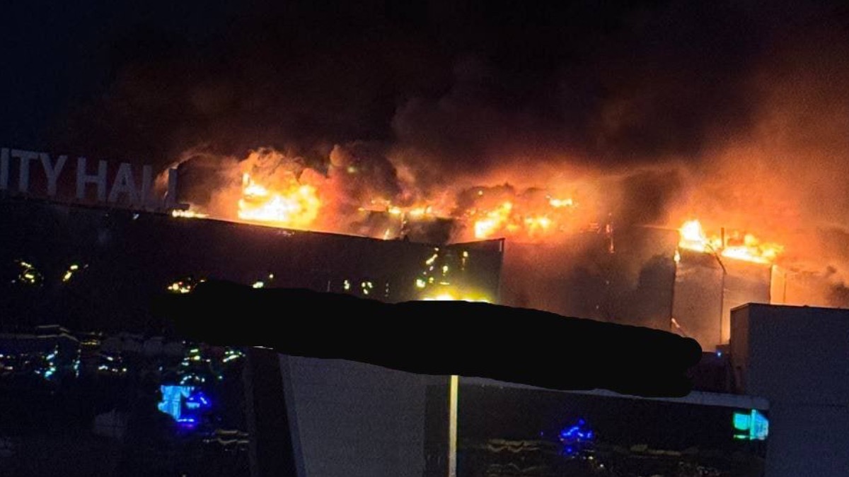 Пожар в «Крокус Сити Холл» локализован