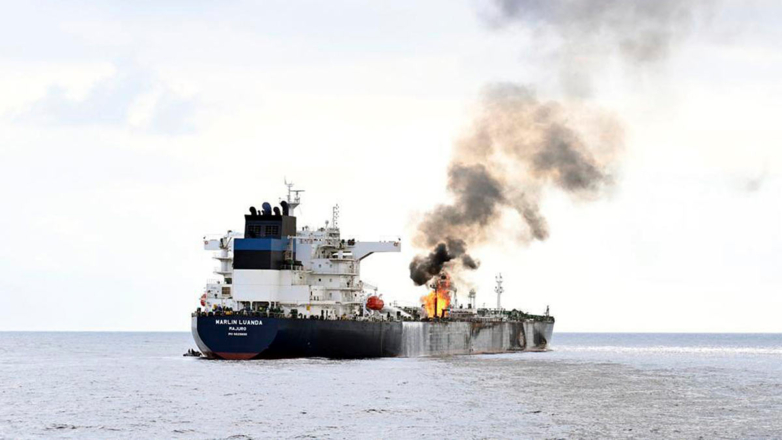 Нефтяной танкер Marlin Luanda в Аденском заливе