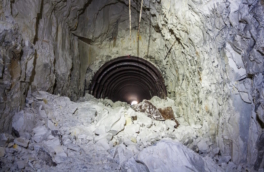 Спасатели направились на место обвала горных пород на руднике в Амурской области